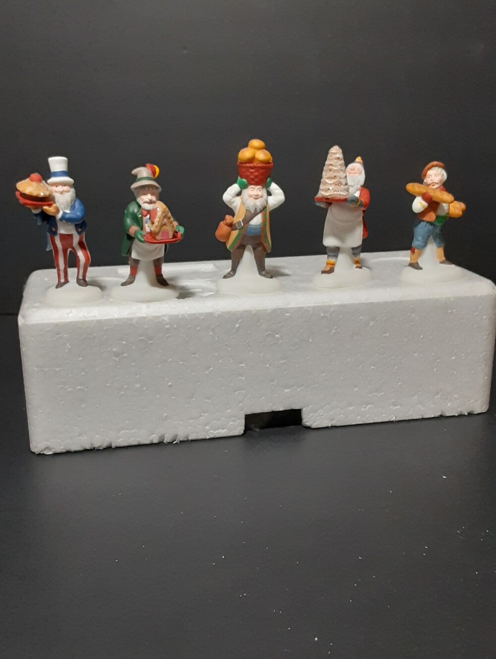 Department 56 "Early Rising Elves" #56369 Vintage Christmas Village Accessories